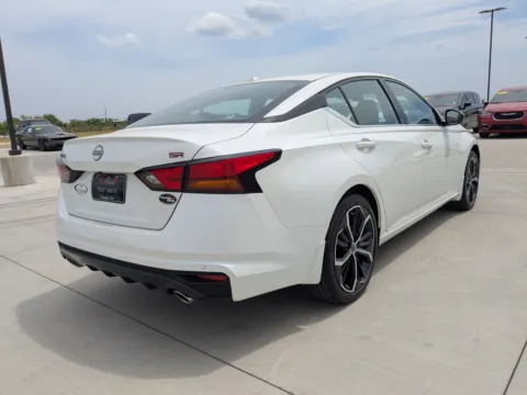 More photos of 2025 Nissan Altima SR at Woody Folsom CDJR of Douglas, GA