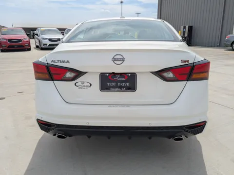 More photos of 2025 Nissan Altima SR at Woody Folsom CDJR of Douglas, GA