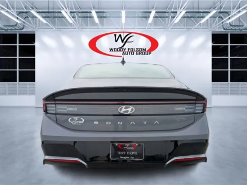 More photos of 2024 Hyundai Sonata SEL at Woody Folsom CDJR of Douglas, GA