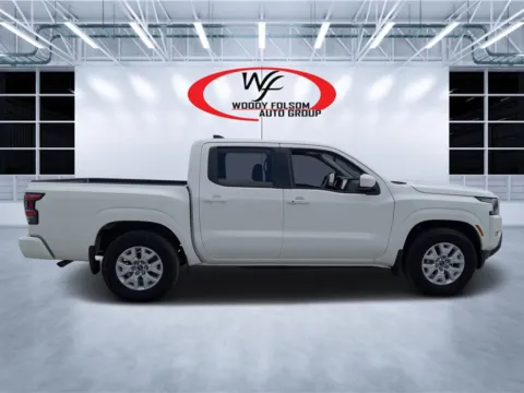 Photos of 2024 Nissan Frontier SV for sale in Douglas, GA at Woody Folsom CDJR of Douglas