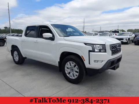 White 2024 Nissan Frontier SV for sale in Douglas, GA