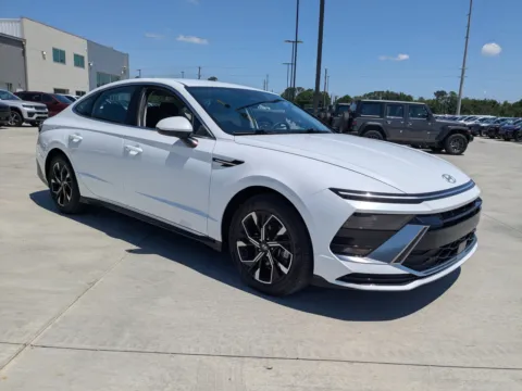 Photos of 2025 Hyundai Sonata SEL for sale in Douglas, GA at Woody Folsom CDJR of Douglas