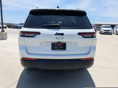 More photos of 2025 Jeep Grand Cherokee L Altitude X at Woody Folsom CDJR of Douglas, GA