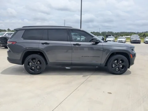 Another view of 2024 Jeep Grand Cherokee L Altitude X for sale in Douglas, GA at Woody Folsom CDJR of Douglas