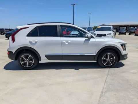 Another view of 2025 Kia Niro EX for sale in Douglas, GA at Woody Folsom CDJR of Douglas