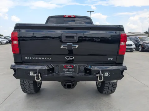 More photos of 2018 Chevrolet Silverado 2500HD LTZ at Woody Folsom CDJR of Douglas, GA