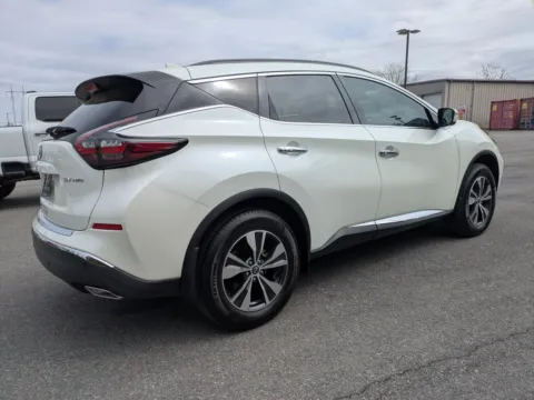 More photos of 2024 Nissan Murano SV at Woody Folsom CDJR of Douglas, GA