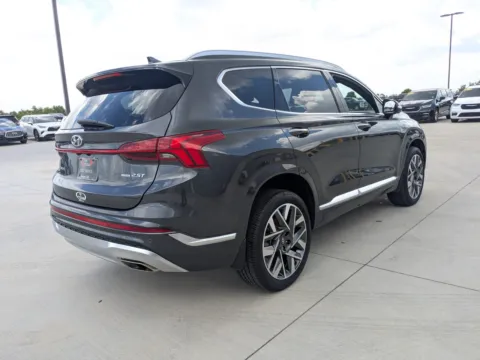 More photos of 2023 Hyundai Santa Fe Calligraphy at Woody Folsom CDJR of Douglas, GA