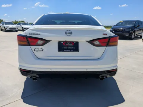 More photos of 2024 Nissan Altima 2.5 SR at Woody Folsom CDJR of Douglas, GA