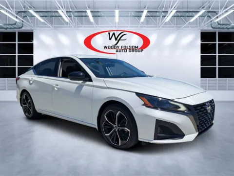 White 2024 Nissan Altima 2.5 SR for sale in Douglas, GA