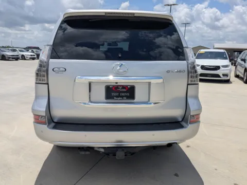 More photos of 2019 Lexus GX 460 at Woody Folsom CDJR of Douglas, GA