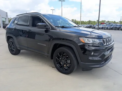 Photos of 2025 Jeep Compass Latitude for sale in Douglas, GA at Woody Folsom CDJR of Douglas