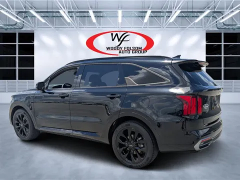 More photos of 2022 Kia Sorento SX Prestige at Woody Folsom CDJR of Douglas, GA