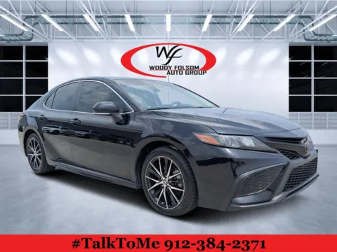 Black 2024 Toyota Camry SE for sale in Douglas, GA