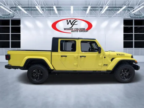 Photos of 2023 Jeep Gladiator Willys for sale in Douglas, GA at Woody Folsom CDJR of Douglas
