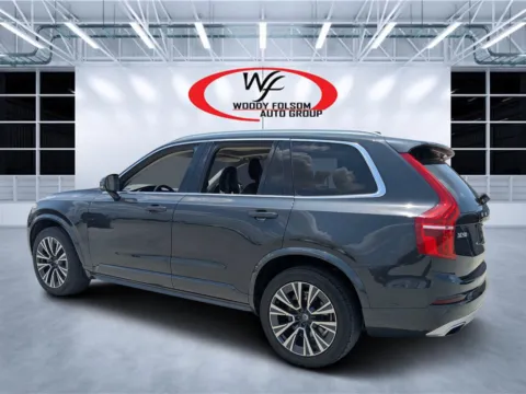 More photos of 2021 Volvo XC90 Momentum at Woody Folsom CDJR of Douglas, GA