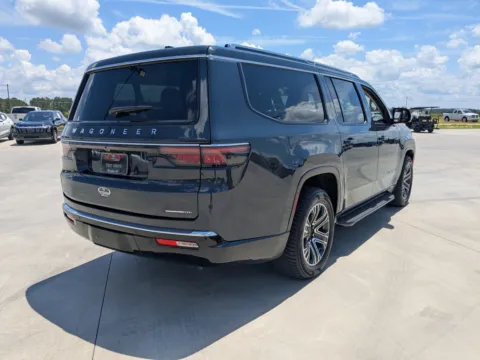 More photos of 2023 Jeep Wagoneer L Series II at Woody Folsom CDJR of Douglas, GA