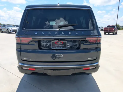 More photos of 2023 Jeep Wagoneer L Series II at Woody Folsom CDJR of Douglas, GA