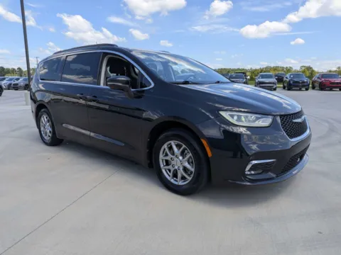 Photos of 2021 Chrysler Pacifica Touring for sale in Douglas, GA at Woody Folsom CDJR of Douglas