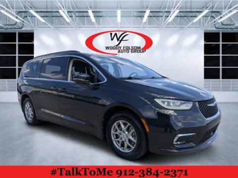 Black 2021 Chrysler Pacifica Touring for sale in Douglas, GA