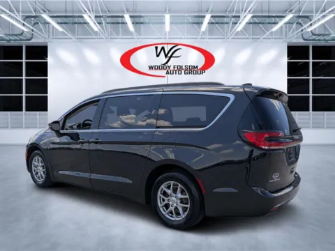 Photos of 2021 Chrysler Pacifica Touring for sale in Douglas, GA at Woody Folsom CDJR of Douglas