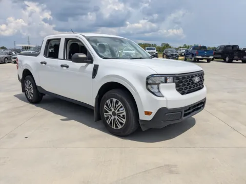 Photos of 2025 Ford Maverick XL for sale in Douglas, GA at Woody Folsom CDJR of Douglas