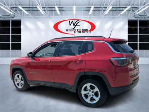 More photos of 2023 Jeep Compass Latitude at Woody Folsom CDJR of Douglas, GA