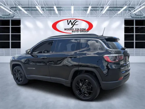 More photos of 2025 Jeep Compass Latitude at Woody Folsom CDJR of Douglas, GA