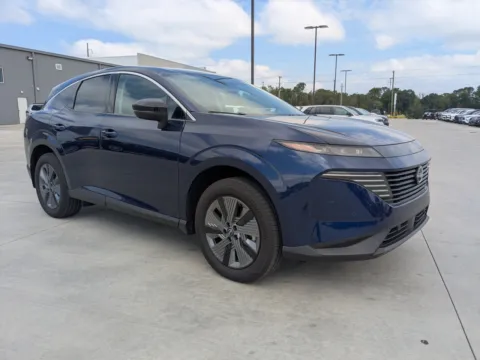 Photos of 2025 Nissan Murano SL for sale in Douglas, GA at Woody Folsom CDJR of Douglas