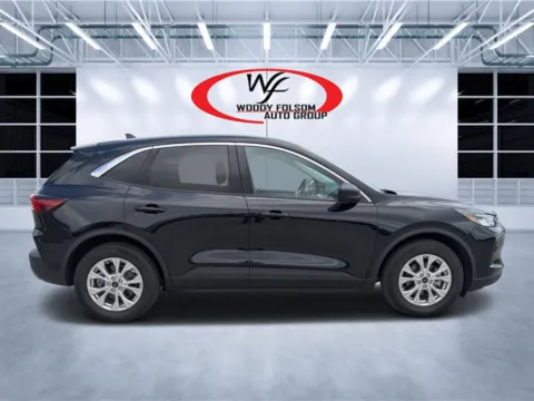 Photos of 2024 Ford Escape Active for sale in Douglas, GA at Woody Folsom CDJR of Douglas