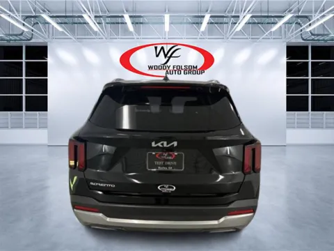 More photos of 2026 Kia Sorento S at Woody Folsom CDJR of Douglas, GA