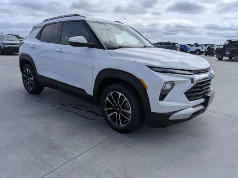 Photos of 2024 Chevrolet Trailblazer LT for sale in Douglas, GA at Woody Folsom CDJR of Douglas