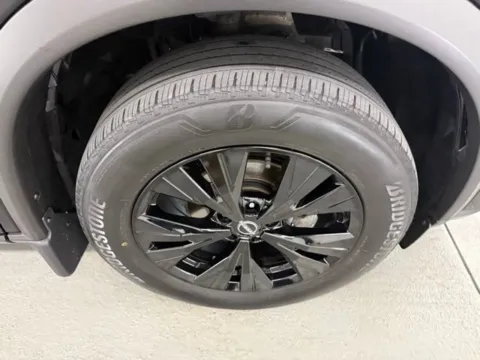 More photos of 2023 Nissan Rogue SV at Woody Folsom CDJR of Douglas, GA