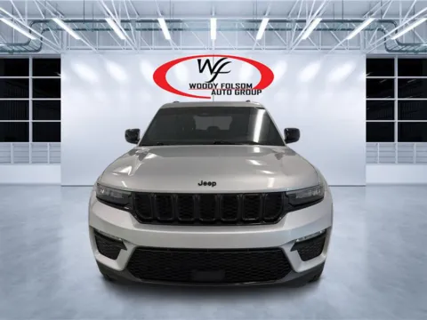 Photos of 2025 Jeep Grand Cherokee Limited for sale in Douglas, GA at Woody Folsom CDJR of Douglas