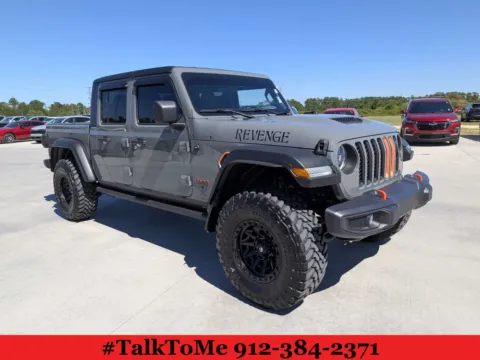 Gray 2023 Jeep Gladiator Mojave for sale in Douglas, GA