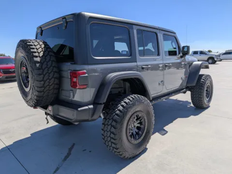 More photos of 2022 Jeep Wrangler Unlimited Rubicon at Woody Folsom CDJR of Douglas, GA