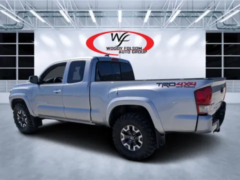 More photos of 2017 Toyota Tacoma TRD Off Road at Woody Folsom CDJR of Douglas, GA
