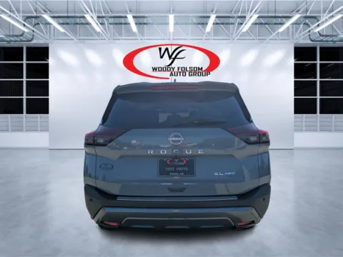 More photos of 2023 Nissan Rogue SL at Woody Folsom CDJR of Douglas, GA