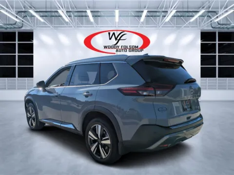More photos of 2023 Nissan Rogue SL at Woody Folsom CDJR of Douglas, GA