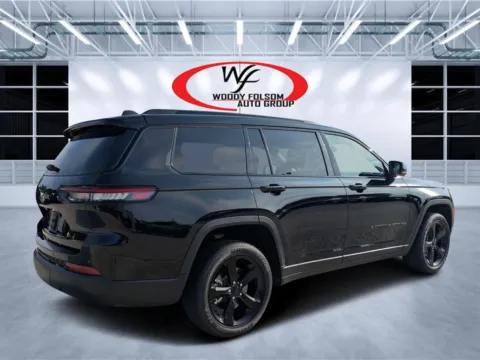Another view of 2023 Jeep Grand Cherokee L Altitude for sale in Douglas, GA at Woody Folsom CDJR of Douglas
