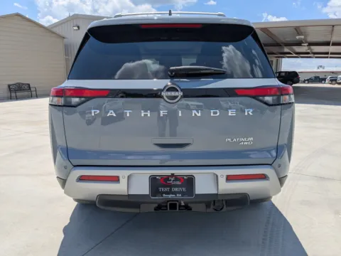 More photos of 2024 Nissan Pathfinder Platinum at Woody Folsom CDJR of Douglas, GA