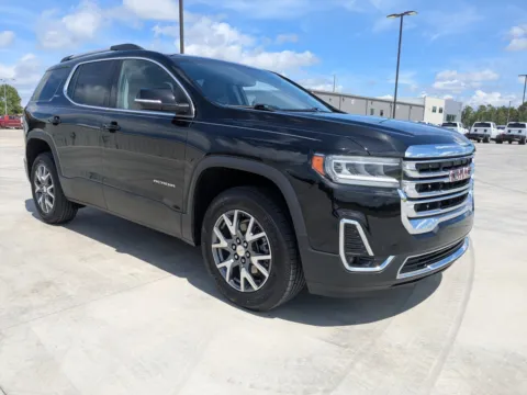 Black 2023 GMC Acadia SLT for sale in Douglas, GA