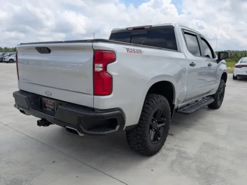 More photos of 2021 Chevrolet Silverado 1500 LT Trail Boss at Woody Folsom CDJR of Douglas, GA