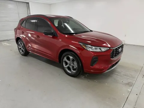 More photos of 2024 Ford Escape ST-Line at Woody Folsom CDJR of Douglas, GA