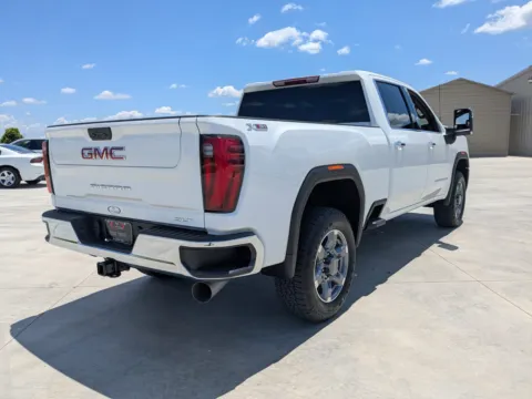 More photos of 2025 GMC Sierra 2500HD SLT at Woody Folsom CDJR of Douglas, GA