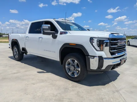 White 2025 GMC Sierra 2500HD SLT for sale in Douglas, GA