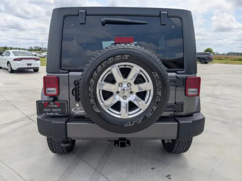 More photos of 2016 Jeep Wrangler Unlimited Sahara at Woody Folsom CDJR of Douglas, GA