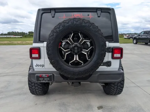 More photos of 2018 Jeep Wrangler Unlimited Sport S at Woody Folsom CDJR of Douglas, GA