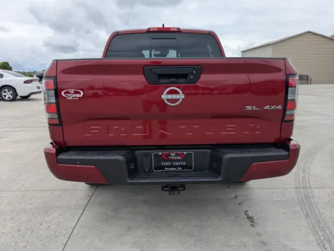 More photos of 2024 Nissan Frontier SL at Woody Folsom CDJR of Douglas, GA