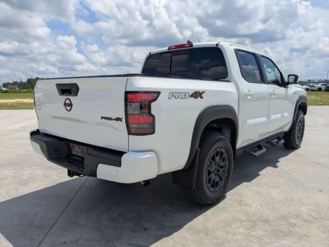 More photos of 2024 Nissan Frontier PRO-4X at Woody Folsom CDJR of Douglas, GA